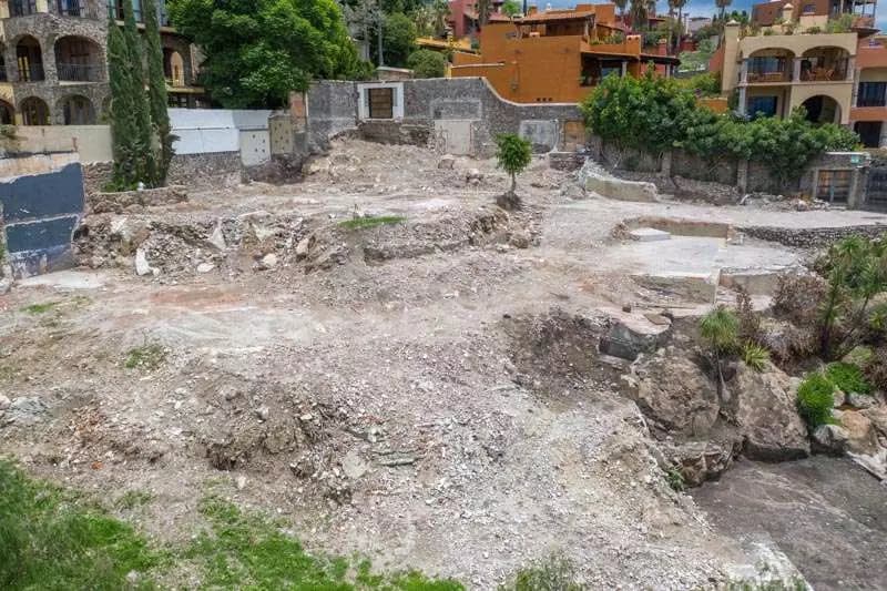 Montitlan, Part 2 — Balcones, San Miguel de Allende — photo 8 — authentic colonial foundations, development potential