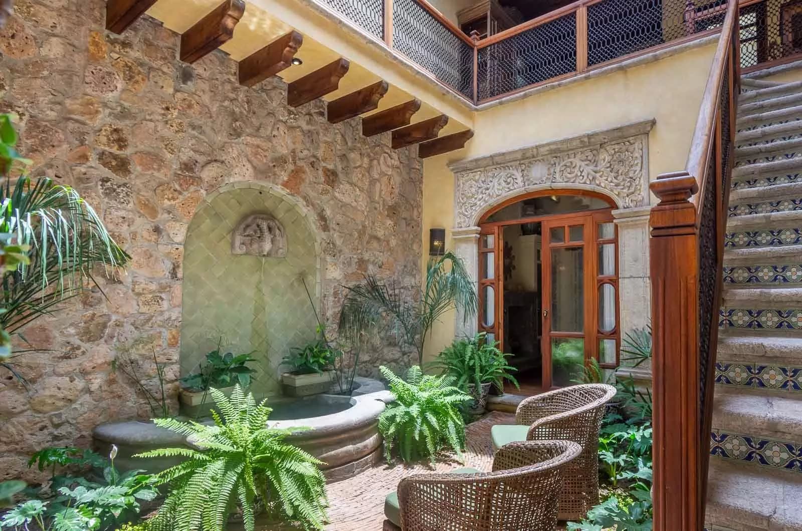 Casa la Perla — Ojo de Agua, San Miguel de Allende — photo 2 — enchanting colonial courtyard oasis