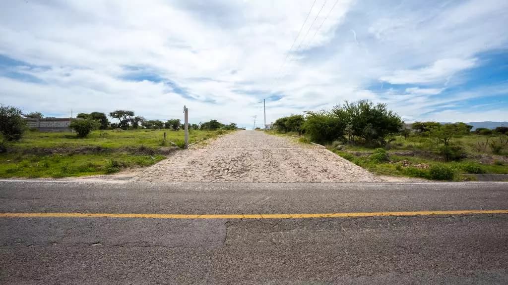 Lote Serenidad — Capadero (San Isidro Capadero), San Miguel de Allende — photo 10 — expansive rural land, endless horizon views