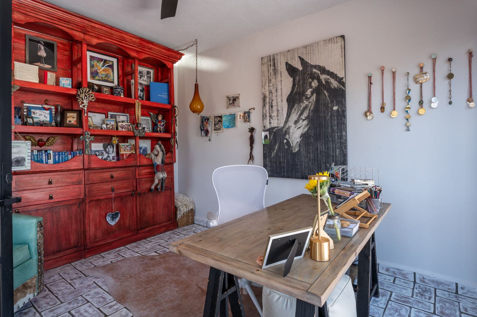 Casa Bruno — Guadalupe, San Miguel de Allende — photo 22 — vibrant creative studio with artisan charm