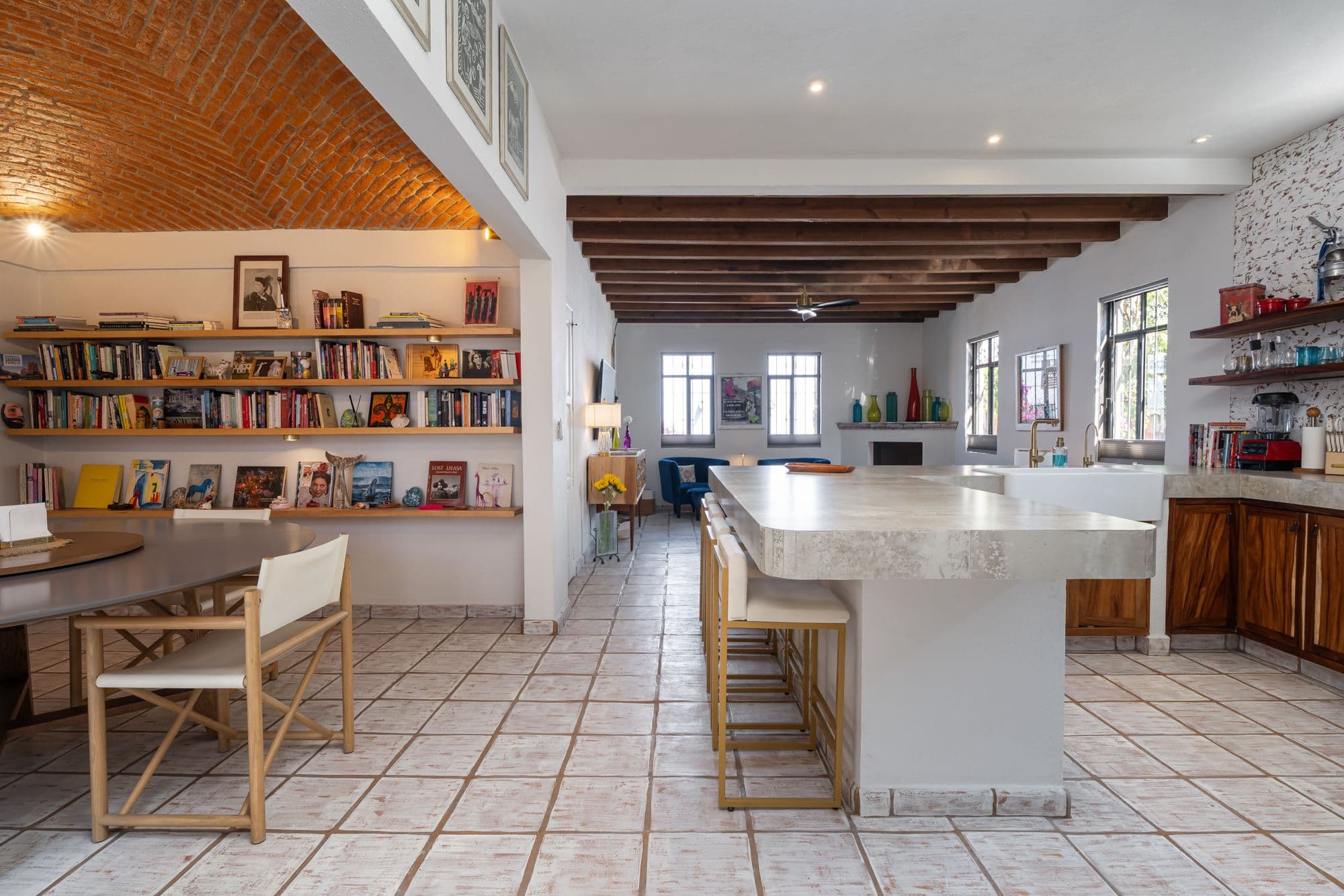 Casa Bruno — Guadalupe, San Miguel de Allende — photo 2 — luminous open-plan living with rustic elegance
