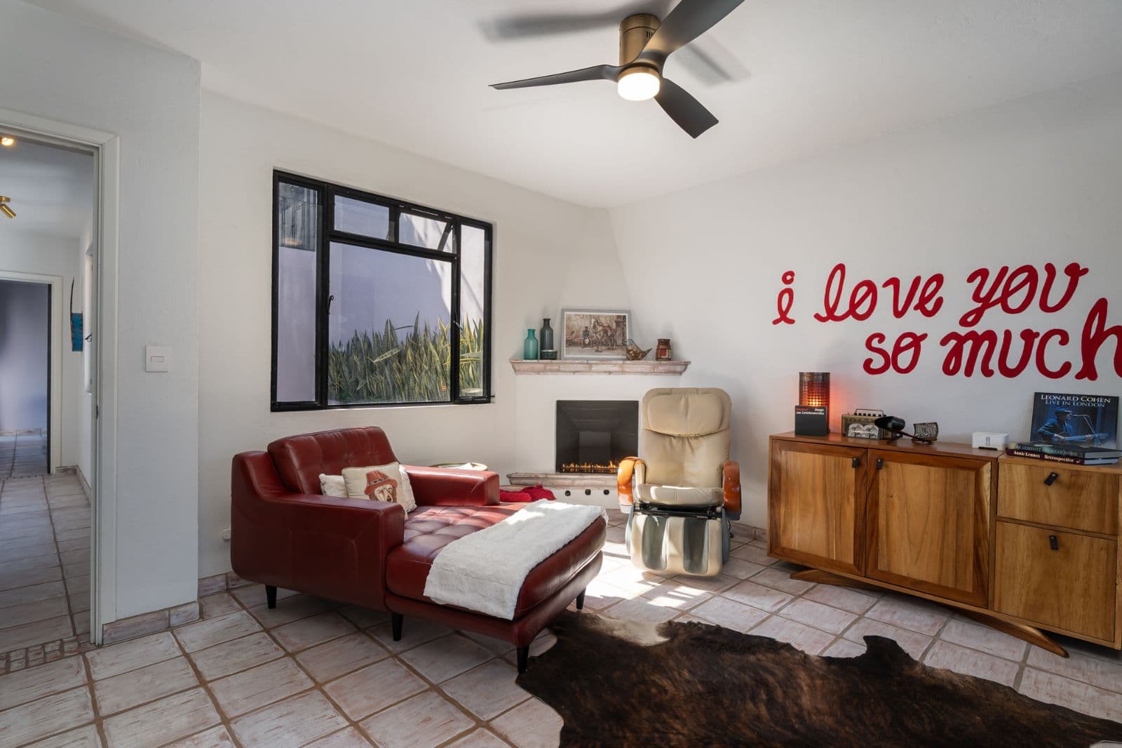 Casa Bruno — Guadalupe, San Miguel de Allende — photo 11 — sun-drenched living room with character