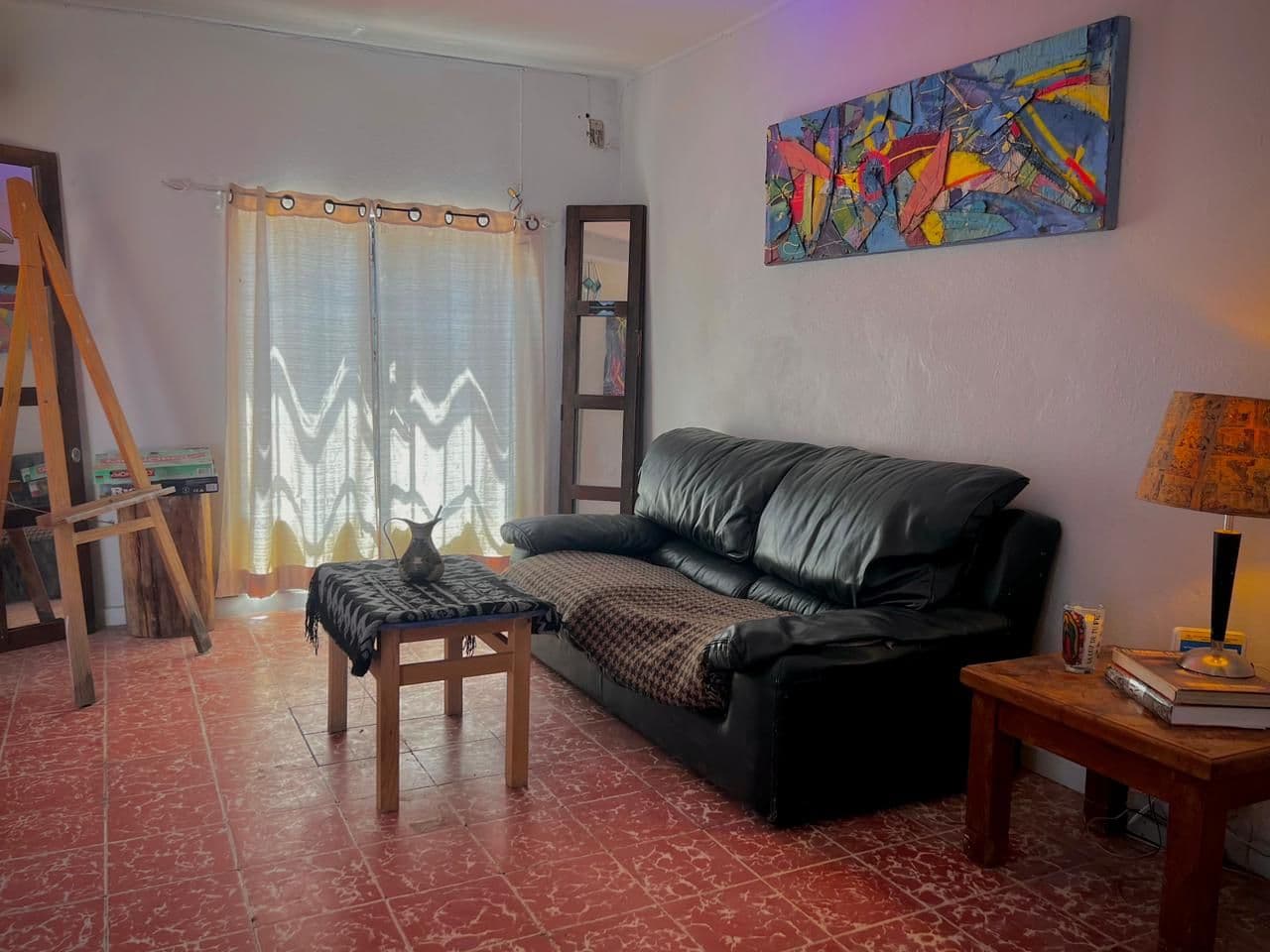 PROPIEDAD PARA REMODELAR CON GRAN POTENCIAL EN SAN ANTONIO — San Antonio, San Miguel de Allende — photo 4 — sunlit living space, authentic charm