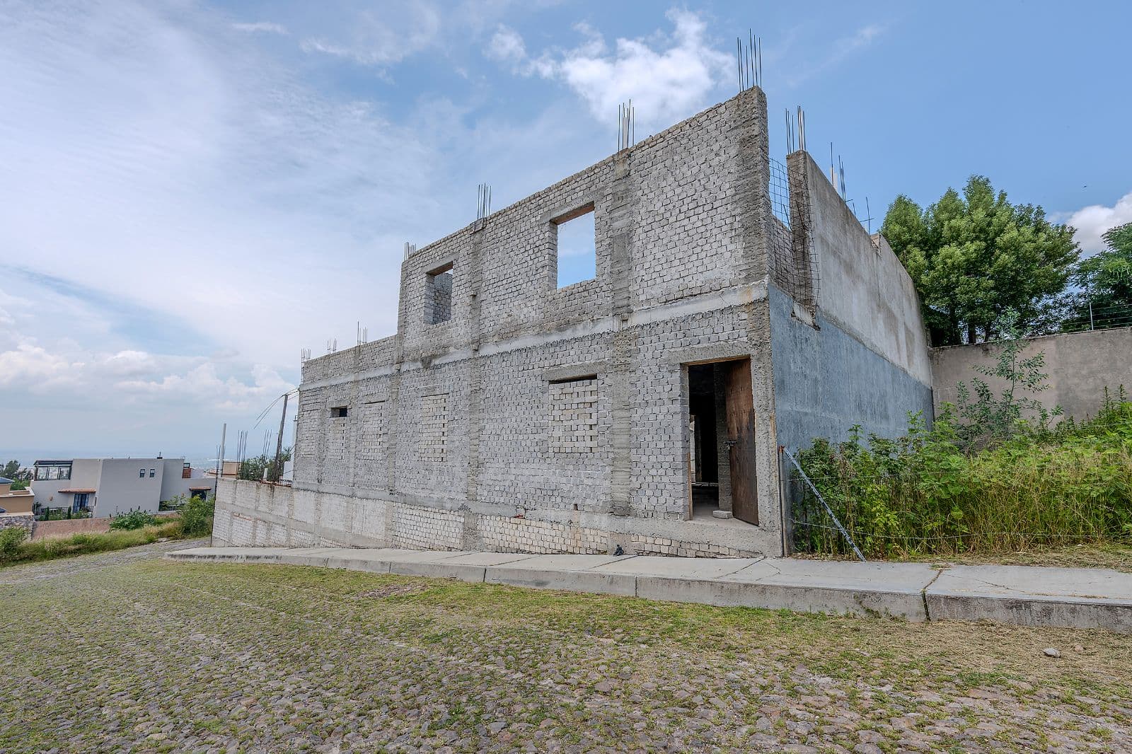 Casa Visión — Rinconada de Los Balcones, San Miguel de Allende — photo 3 — charming unfinished stone residence awaits completion