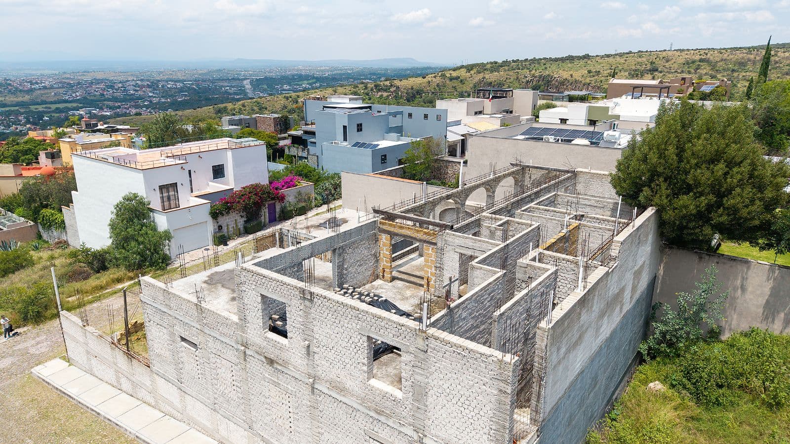 Casa Visión — Rinconada de Los Balcones, San Miguel de Allende — photo 17 — panoramic hilltop views, modern construction potential