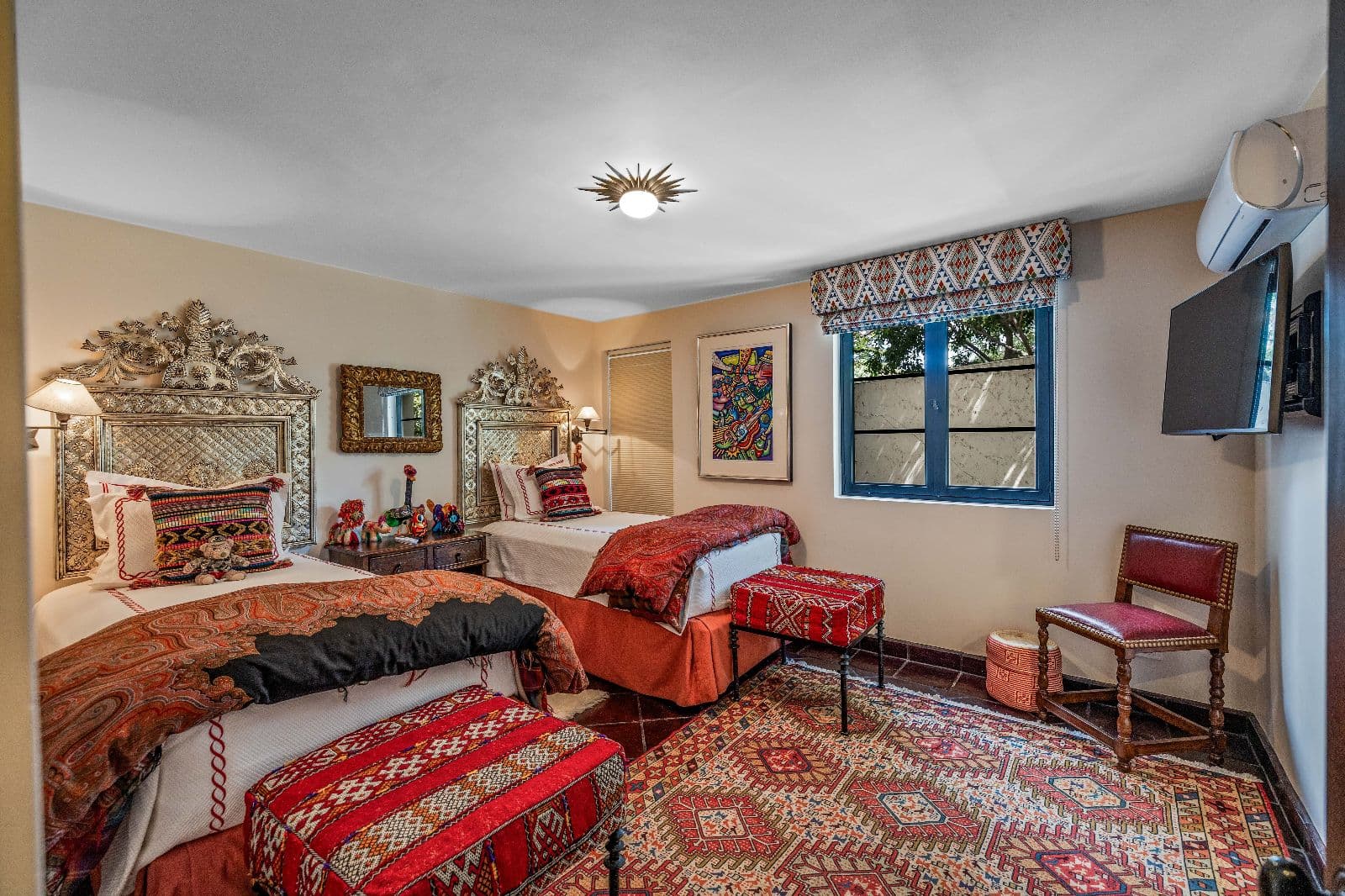 Privada Baeza — Centro, San Miguel de Allende — photo 16 — vibrant colonial bedroom, authentic artisanal charm