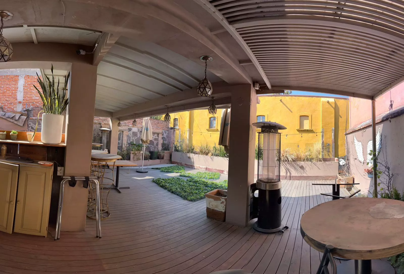 Macias 66 — San Miguel de Allende Centro, San Miguel de Allende — photo 8 — sophisticated covered terrace with colonial views