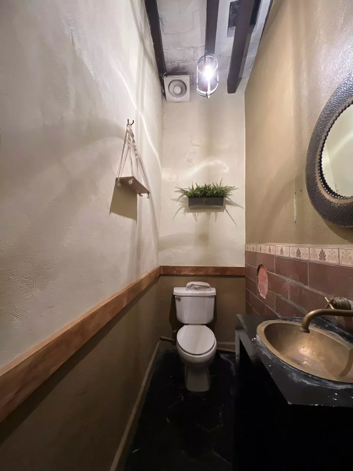 Macias 66 — San Miguel de Allende Centro, San Miguel de Allende — photo 15 — charming rustic half-bath with character