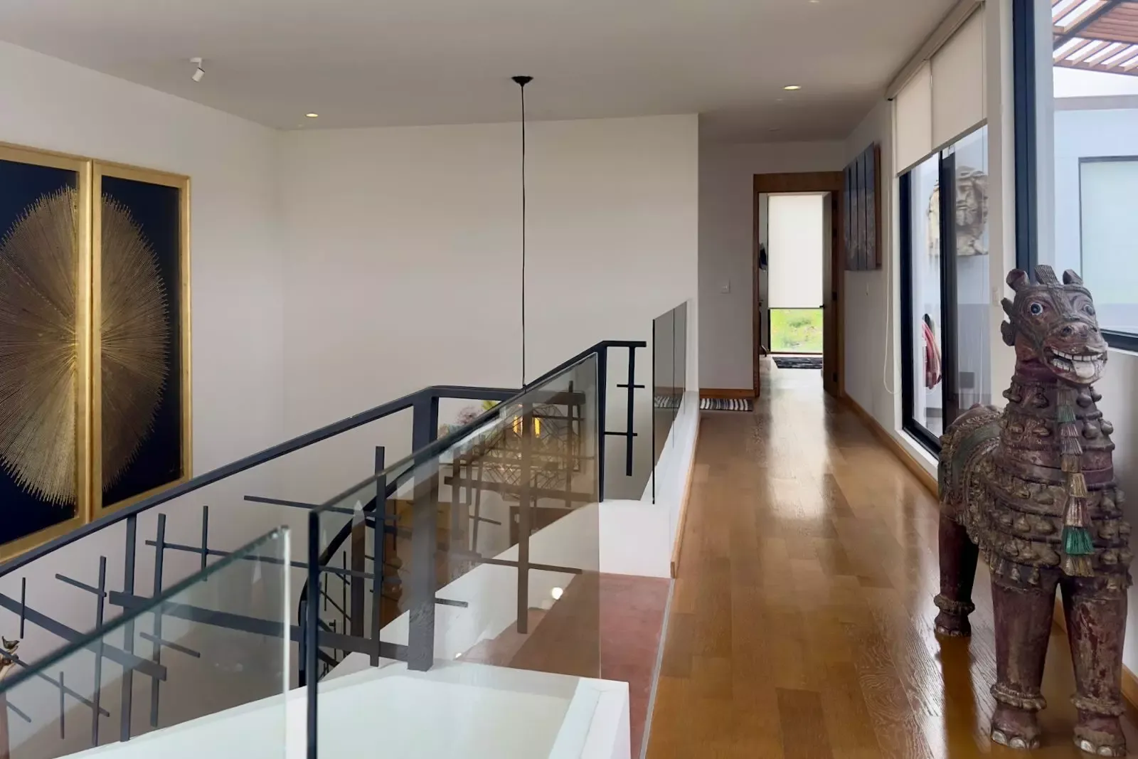 CASA CORDOBA — Residencial Malanquin la Mesa, San Miguel de Allende — photo 4 — contemporary gallery showcasing architectural elegance