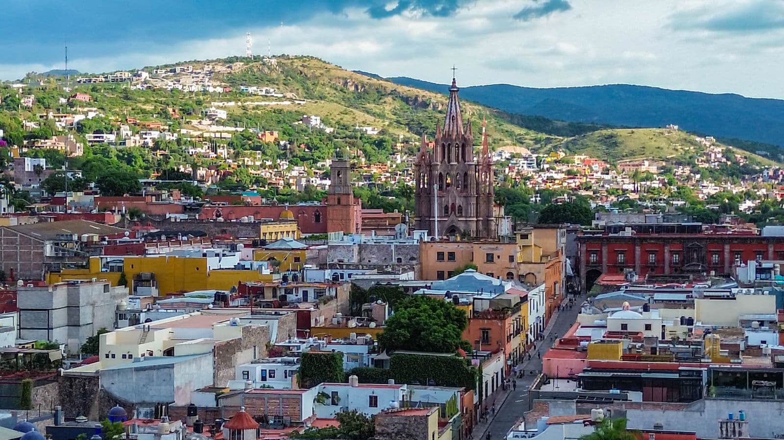 TERRENO HIDALGO — Centro, San Miguel de Allende — photo 8 — iconic hilltop views, charming colonial architecture