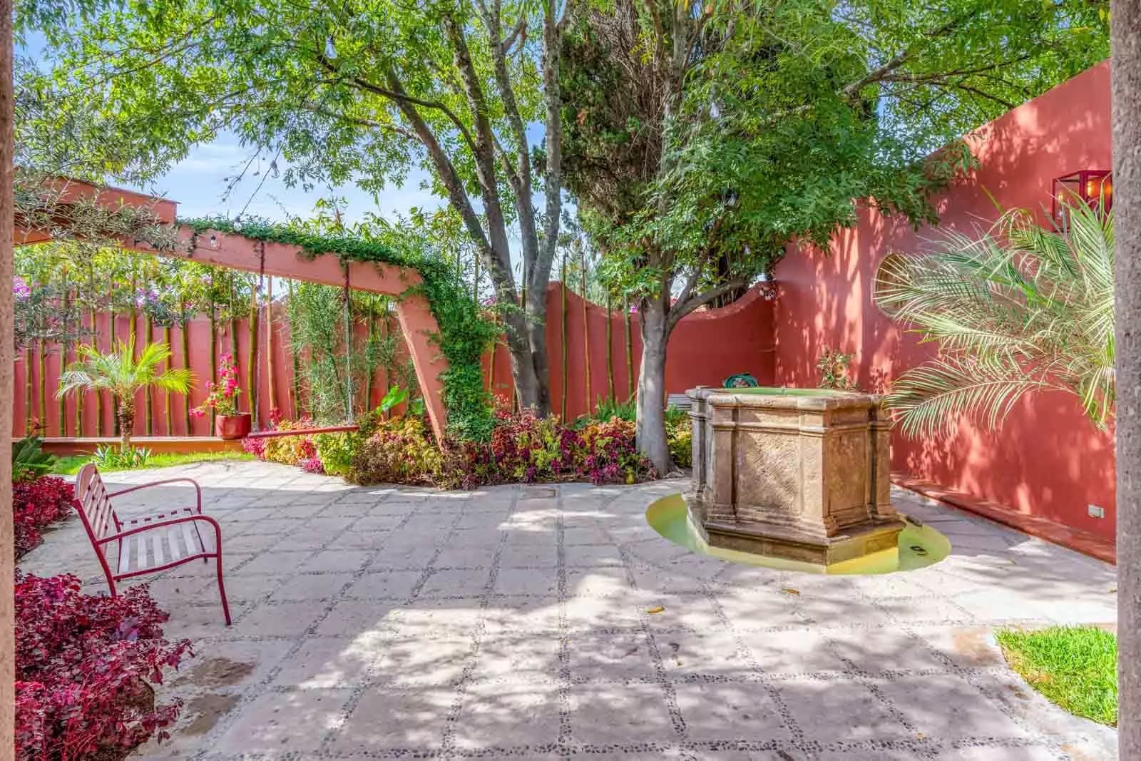Casa Perro Afortunado — Atascadero (Arcos de San Miguel), San Miguel de Allende — photo 2 — serene courtyard oasis, dappled sunlight