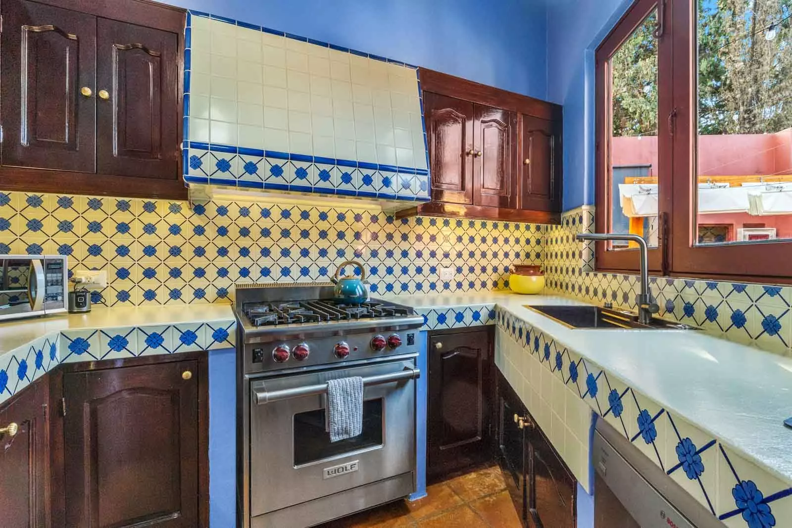 Casa Perro Afortunado — Atascadero (Arcos de San Miguel), San Miguel de Allende — photo 7 — authentic mexican kitchen artistry