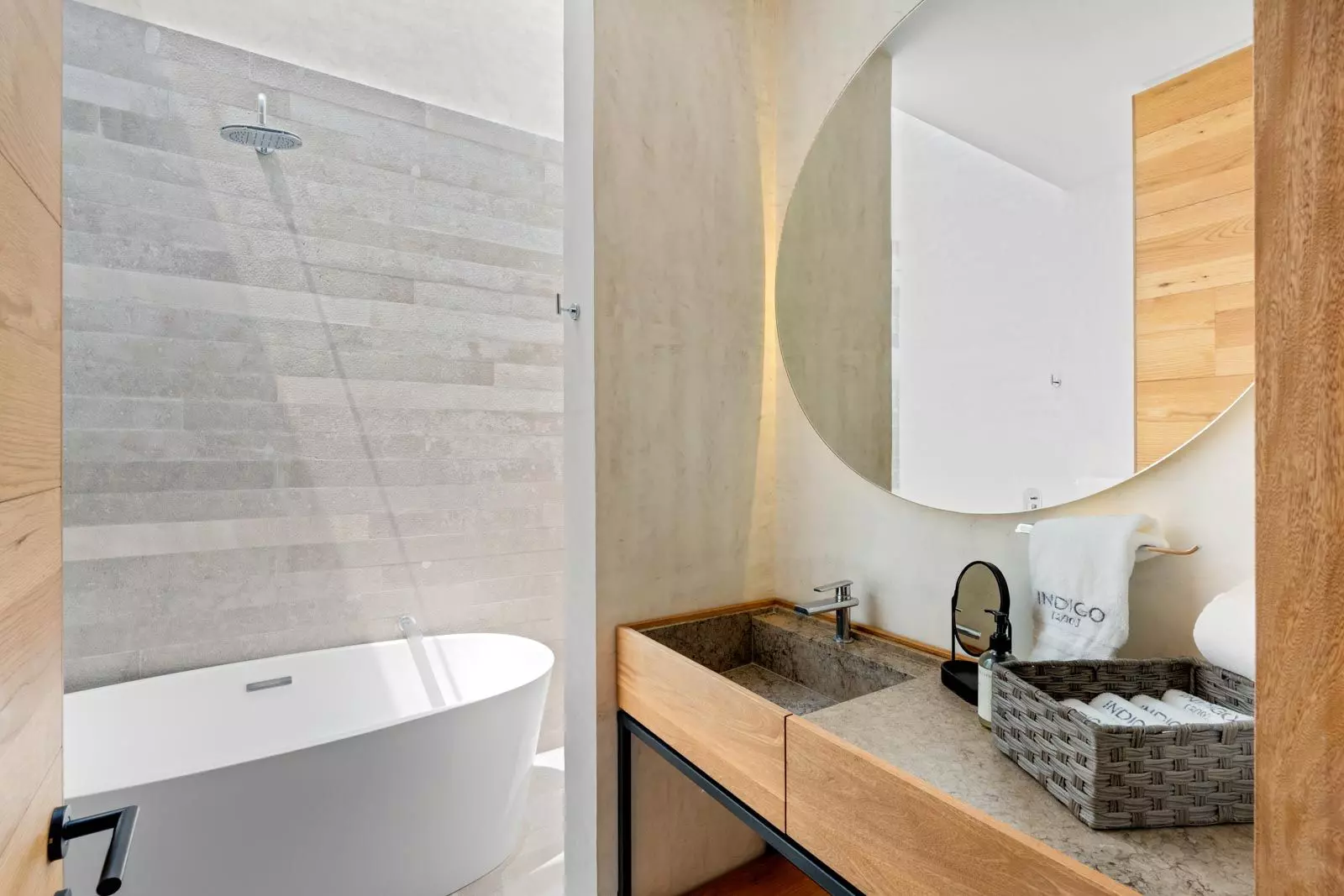 Indigo 8 — Guadiana, San Miguel de Allende — photo 14 — contemporary spa-inspired master bath retreat