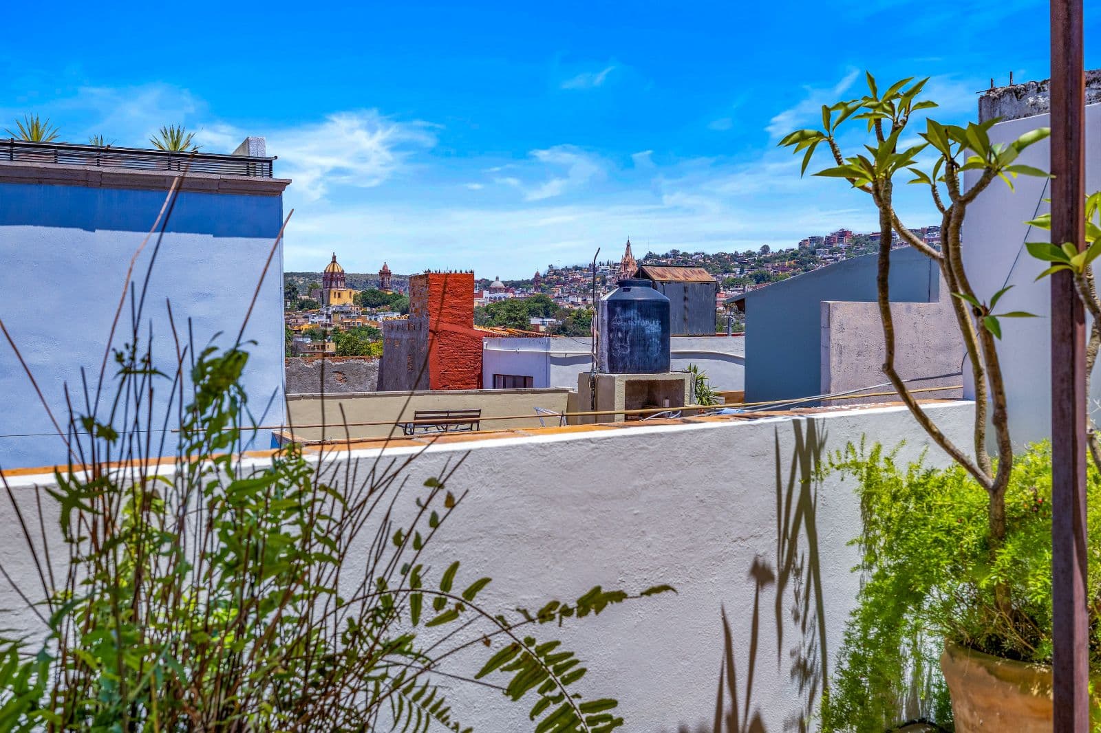 Great Renovation Project — San Antonio, San Miguel de Allende — photo 23 — panoramic rooftop with breathtaking colonial vistas
